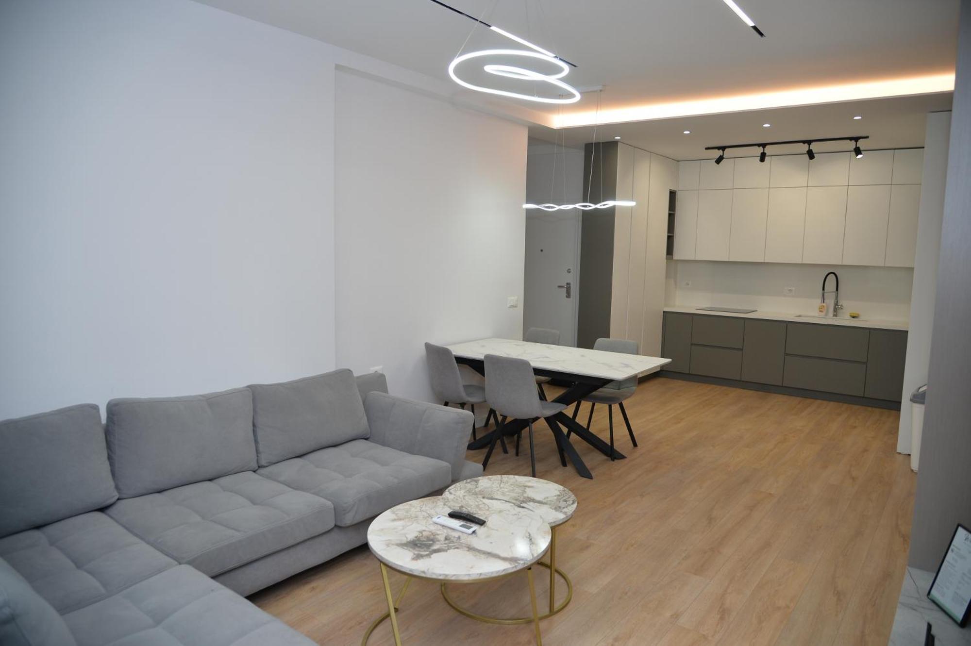 Hera Tirana Suite Deluxe Экстерьер фото