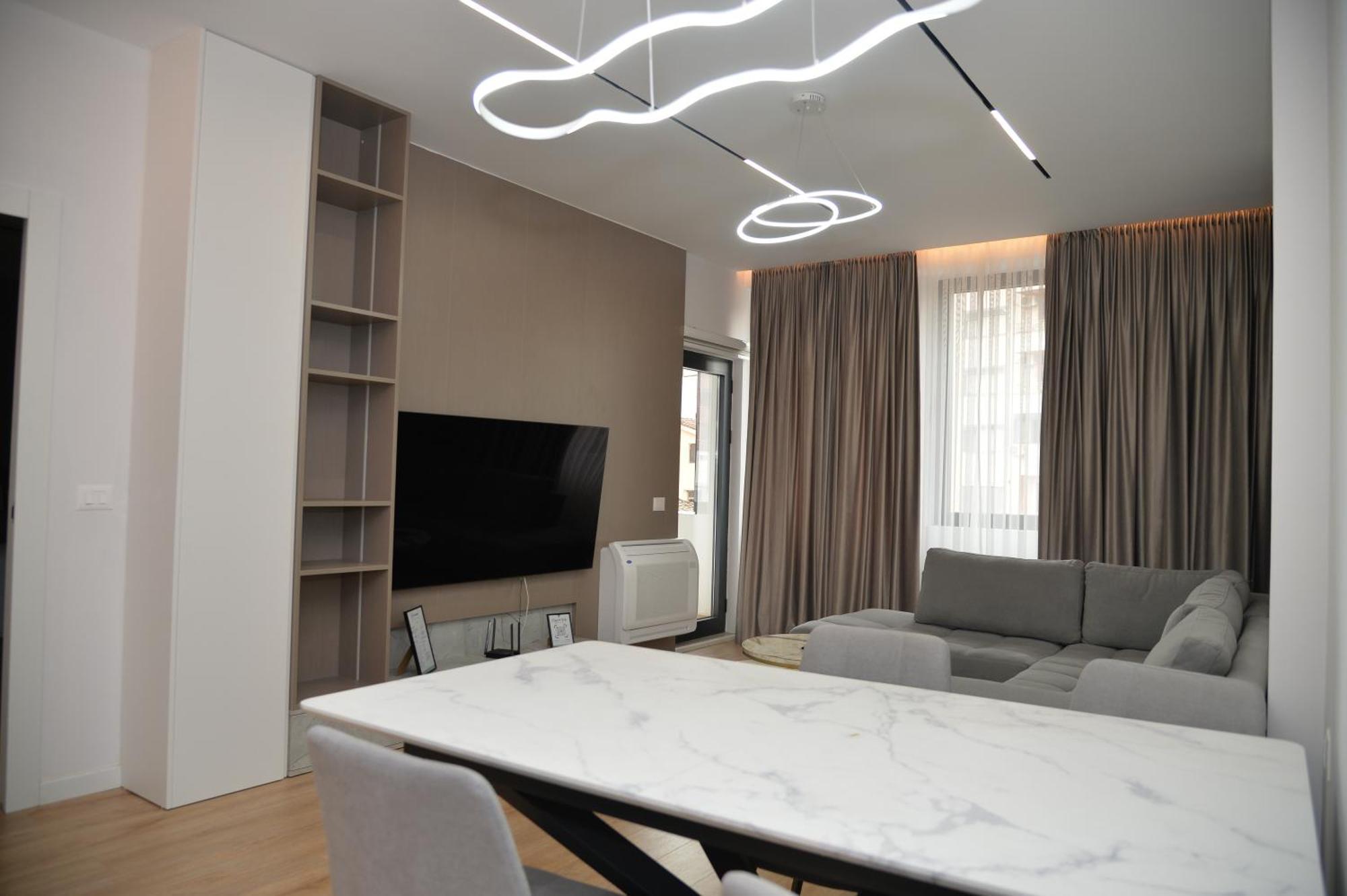Hera Tirana Suite Deluxe Экстерьер фото